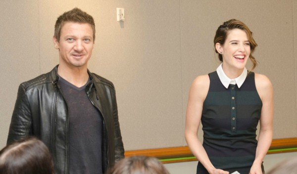Next up in our interviews is Jeremy Renner and Cobie Smulders who play Hawkeye and Maria Hill. Both are amazing in the movie. I love how we get to see more into both of these characters.