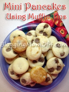 I saw these mini pancakes using muffin tins on a friend's status. These are so easy to make, quick and you can make them all different ways. Click through and see!