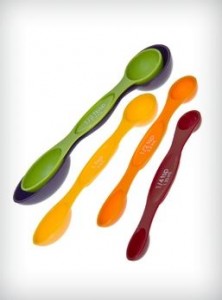 snapfit measuring spoons