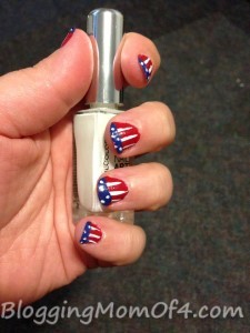 Are you ready for July 4th? I'm excited for the day of celebration with friends and family! Today, I got may nails ready too. With July 4th Nail Art.