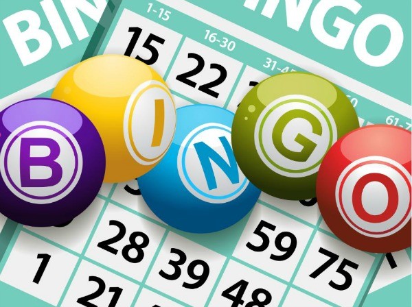 Did you know that there are online Bingo games? I bet you did, but here's one that will keep you interested and not falling asleep of boredom.