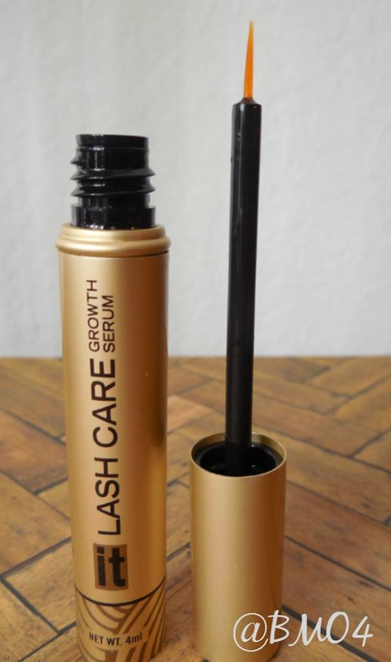 IT LASH CARE Eyelash Serum - I wear false eyelashes! What I'd love is some thicker, fuller eyelashes so I won't have to deal with that crazy eyelash glue. 