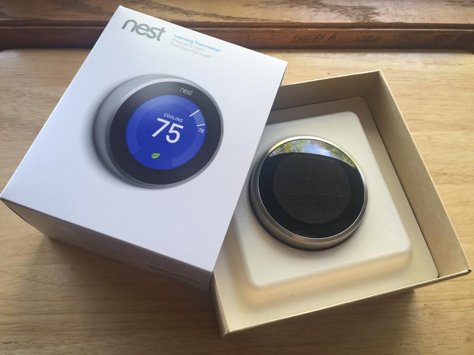 Best Buy has an endless amount of technology products that make our lives easier and more fun. I was given the chance to check out the Nest Smart Thermostat and I was super thrilled to check it out and tell you all about it! 