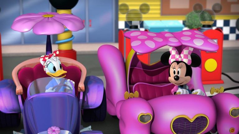 Mickey and the Roadster Racers premiering1/15 #MickeyRacersEvent