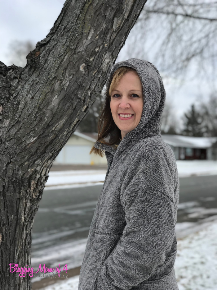 Keep Cozy and Warm with prAna - a Sustainable Clothing Brand! Plus, grab your 15% off coupon code! @prAna #prAna4Winter #ad