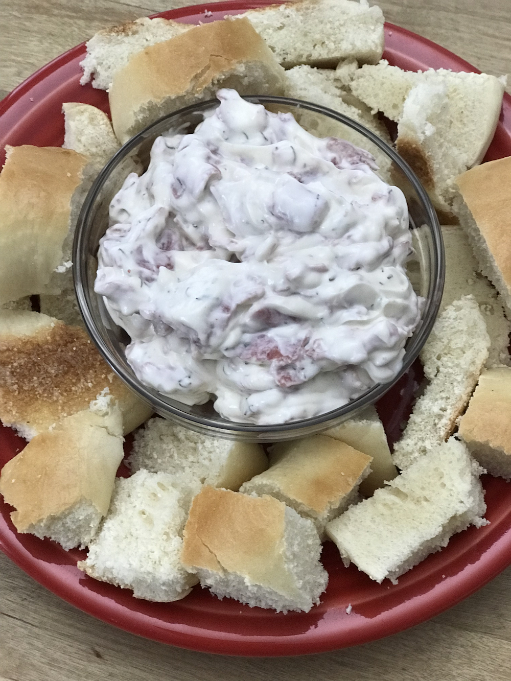 I was at a baby shower today and tried this Chipped Beef Dill Dip. Such a great dip to take to family gatherings, have at football parties, Holidays, etc.