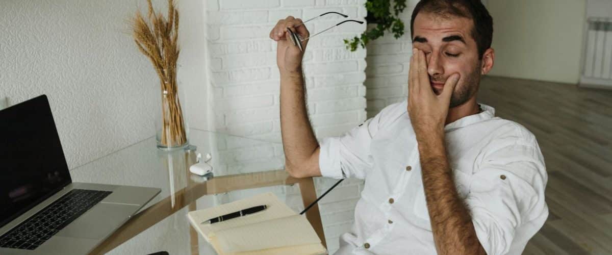 How a Poor Home Office Set up Can Wreck Your Health